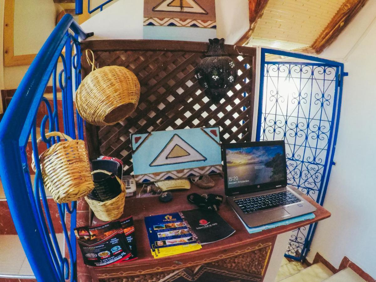 Tamraght White Hostel 外观 照片