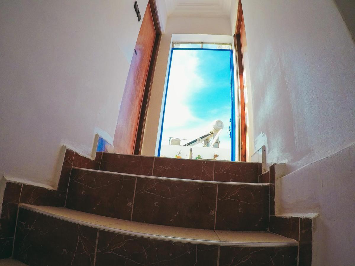 Tamraght White Hostel 外观 照片