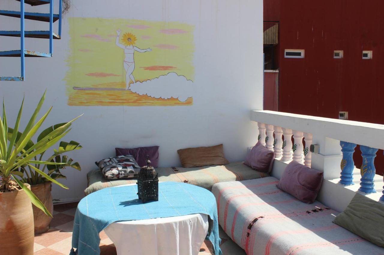 Tamraght White Hostel 外观 照片