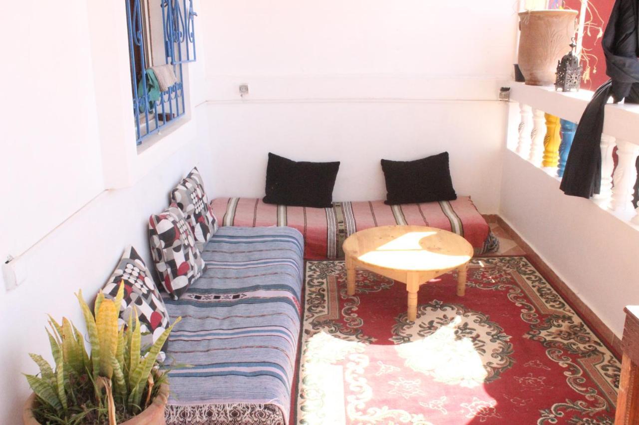 Tamraght White Hostel 外观 照片