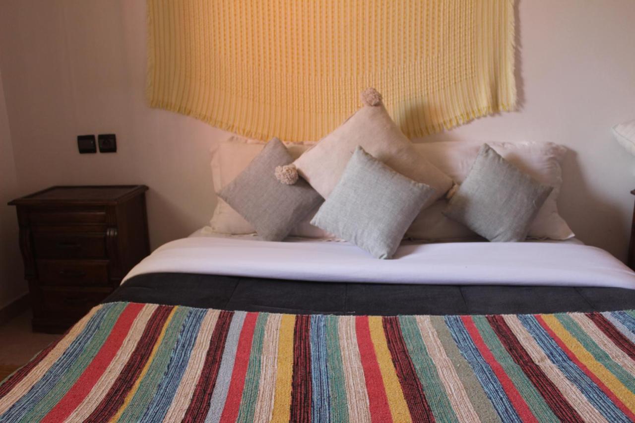 Tamraght White Hostel 外观 照片
