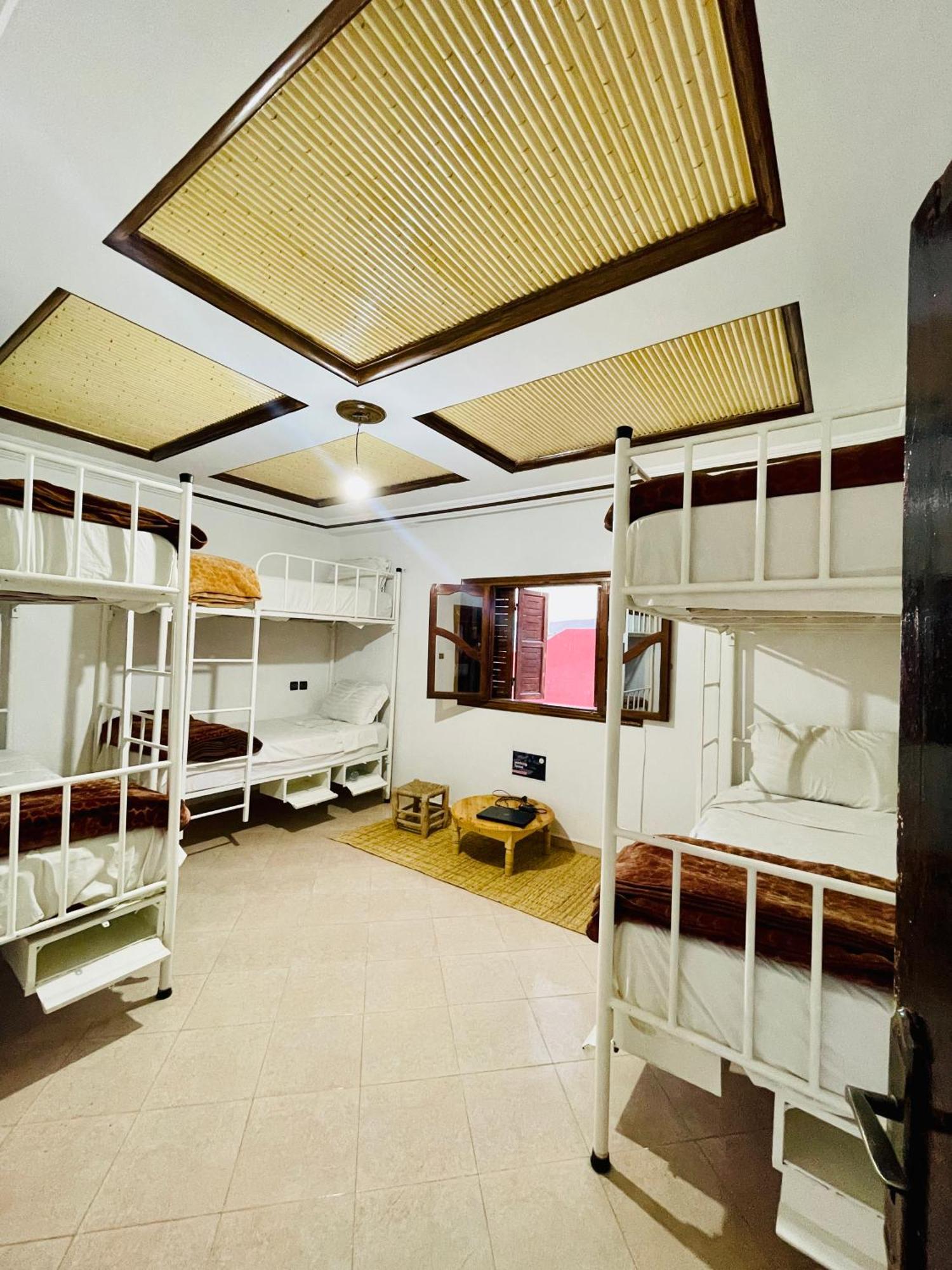 Tamraght White Hostel 外观 照片
